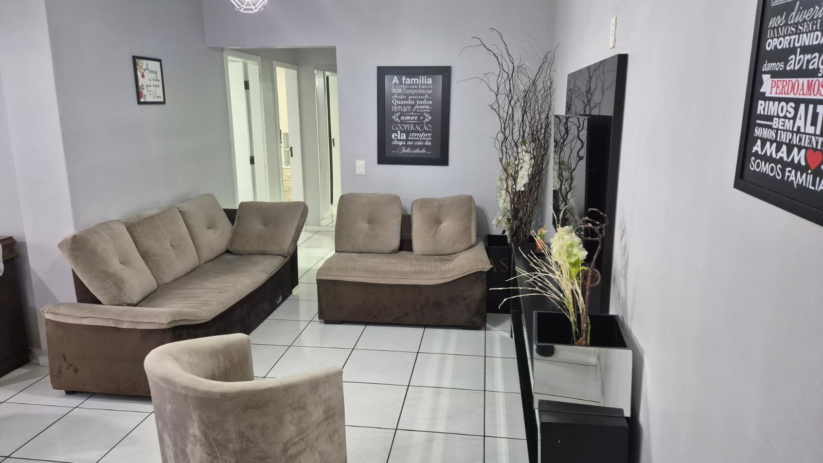 SEGUNDA QUADRA — Meia Praia, Itapema