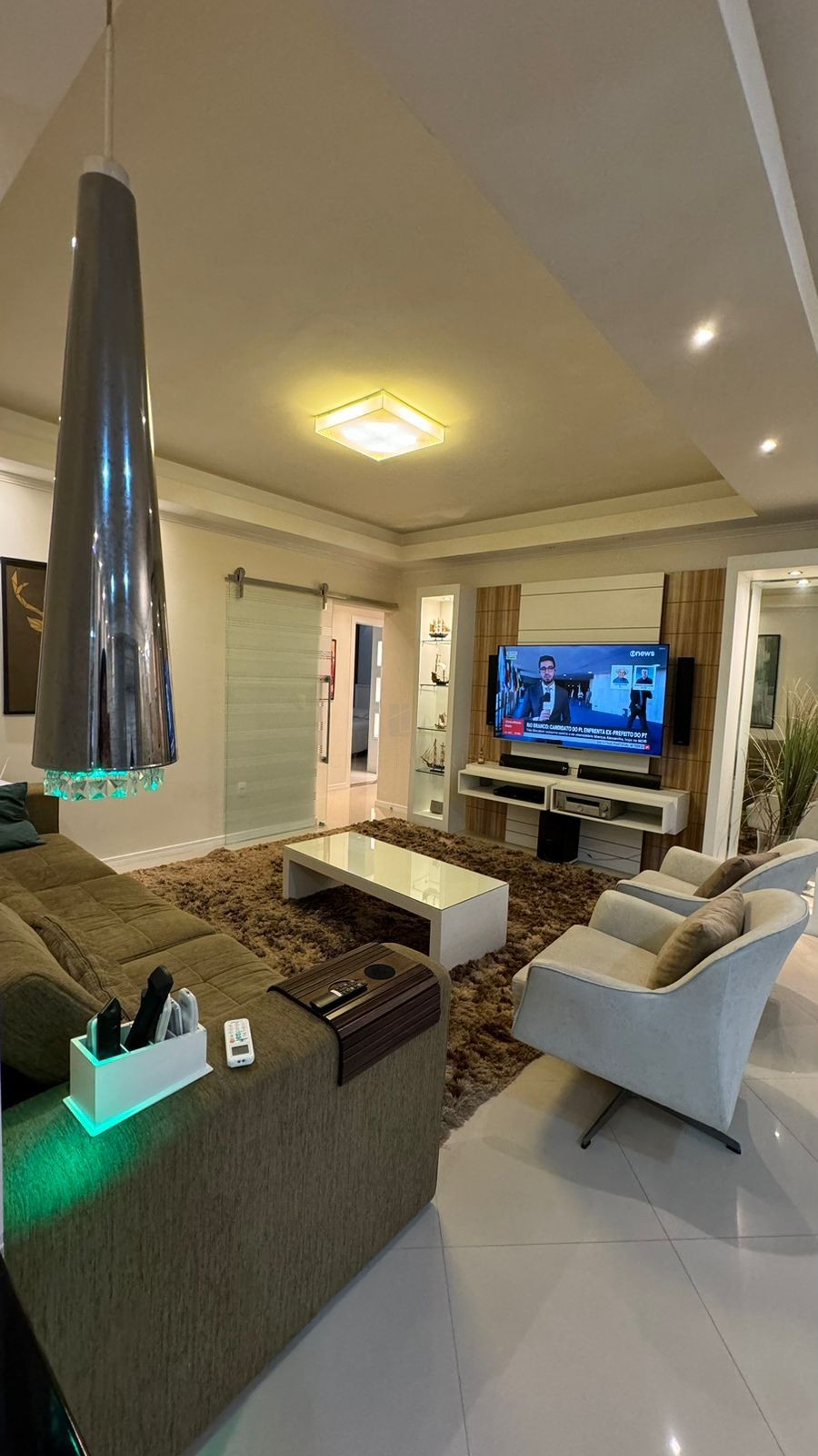 SEGUNDA QUADRA — Meia Praia, Itapema